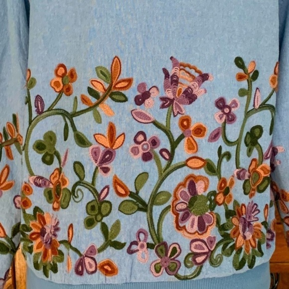 Floral Embroidered Bomber Jacket Size Small - Picture 6 of 11